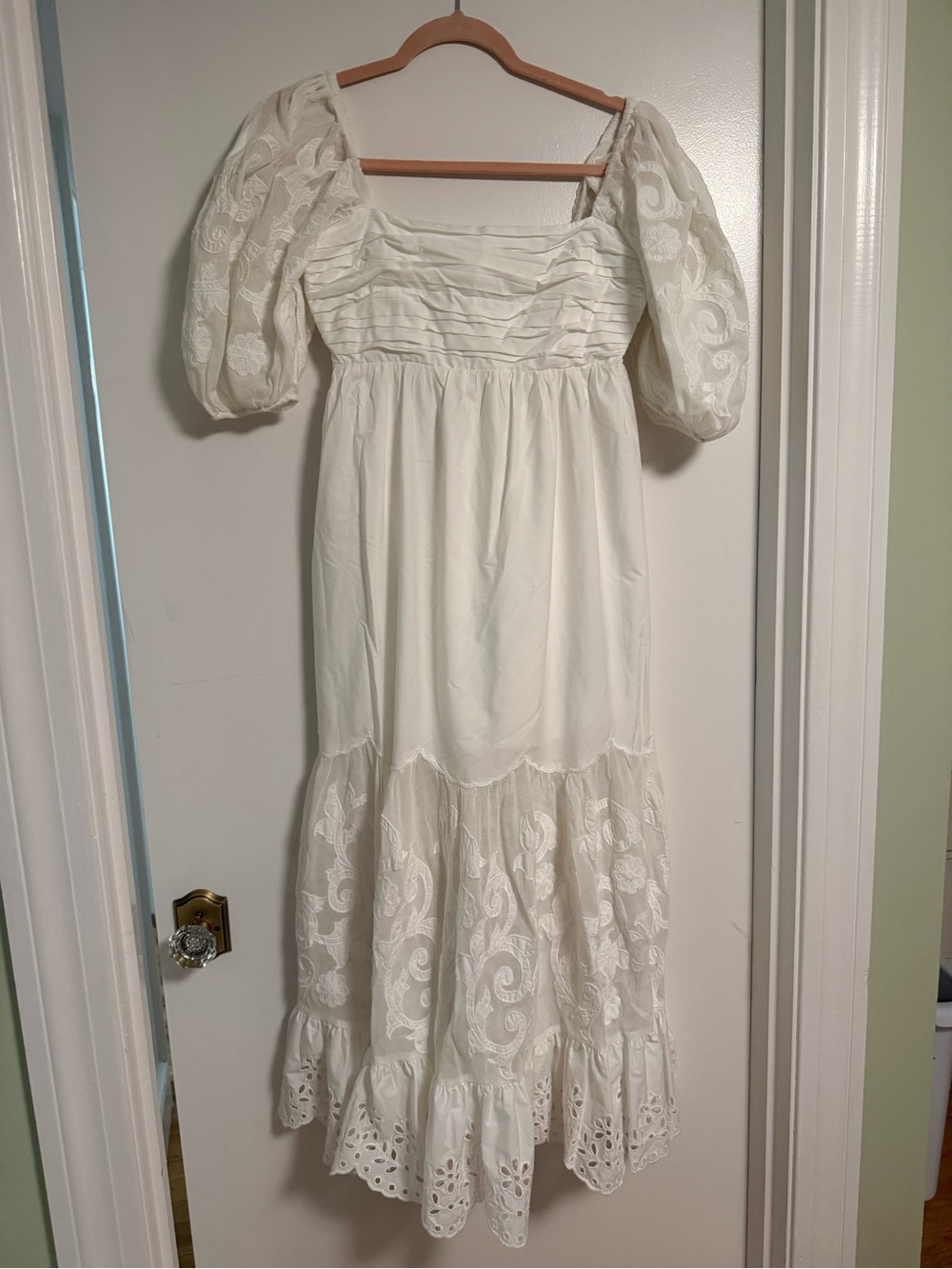 Abercrombie & Fitch Ivory Lace Midi Dress with Puff Sleeves